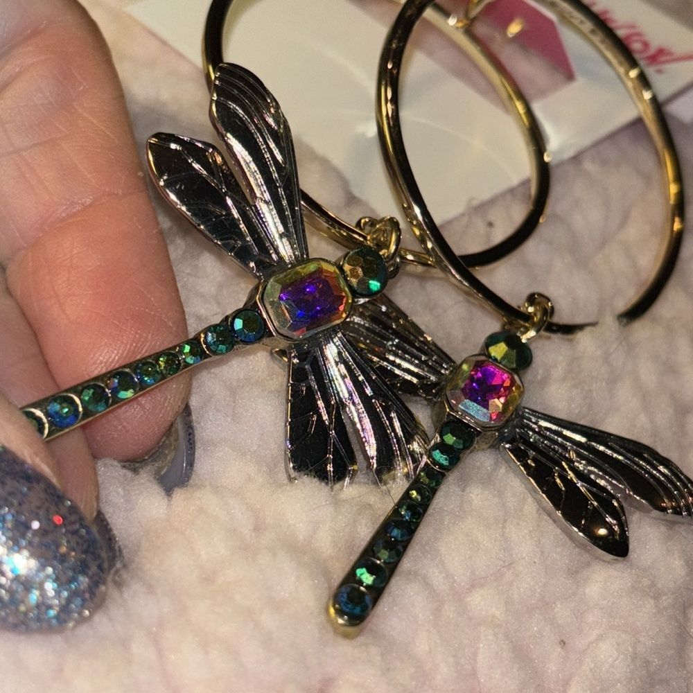 NWT Betsey Johnson sparkling Dragonfly earrings.